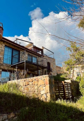 Kazdağlarında Manzaralı Tatil ve Köy Evi